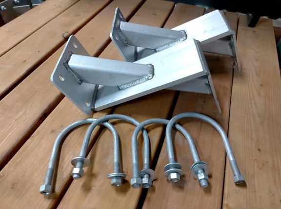 Ensemble de braquettes renforcies pour installation de quai à motomarine simple - Quai en bois - BAP0501